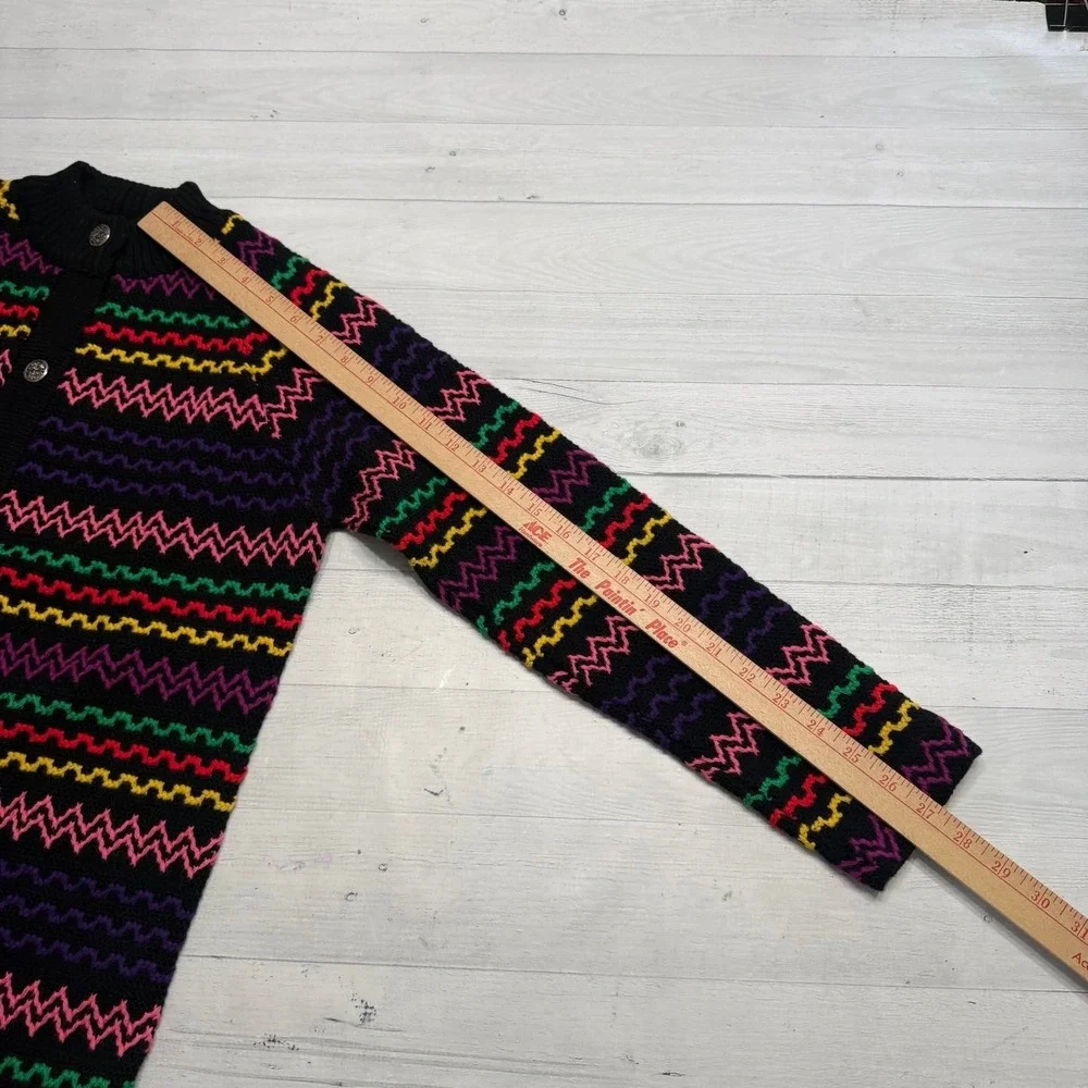 Vintage‎ women's colorful rainbow stripe 100% virgin wool sweater